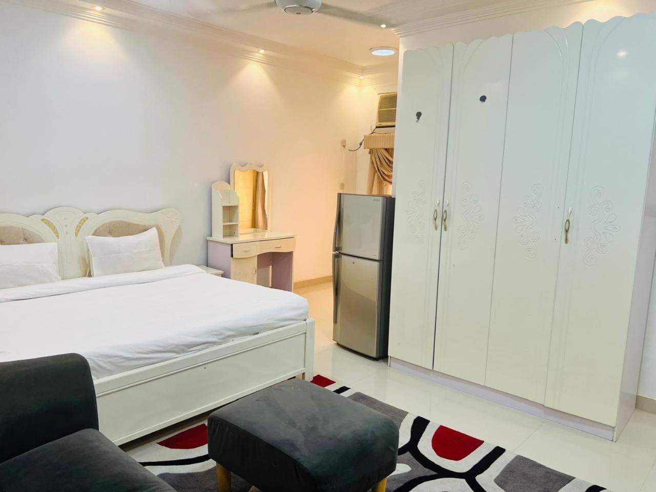 New Airport Furnished Appartement *